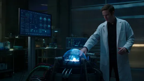 Cinematic Sci-Fi Time Machine Thriller